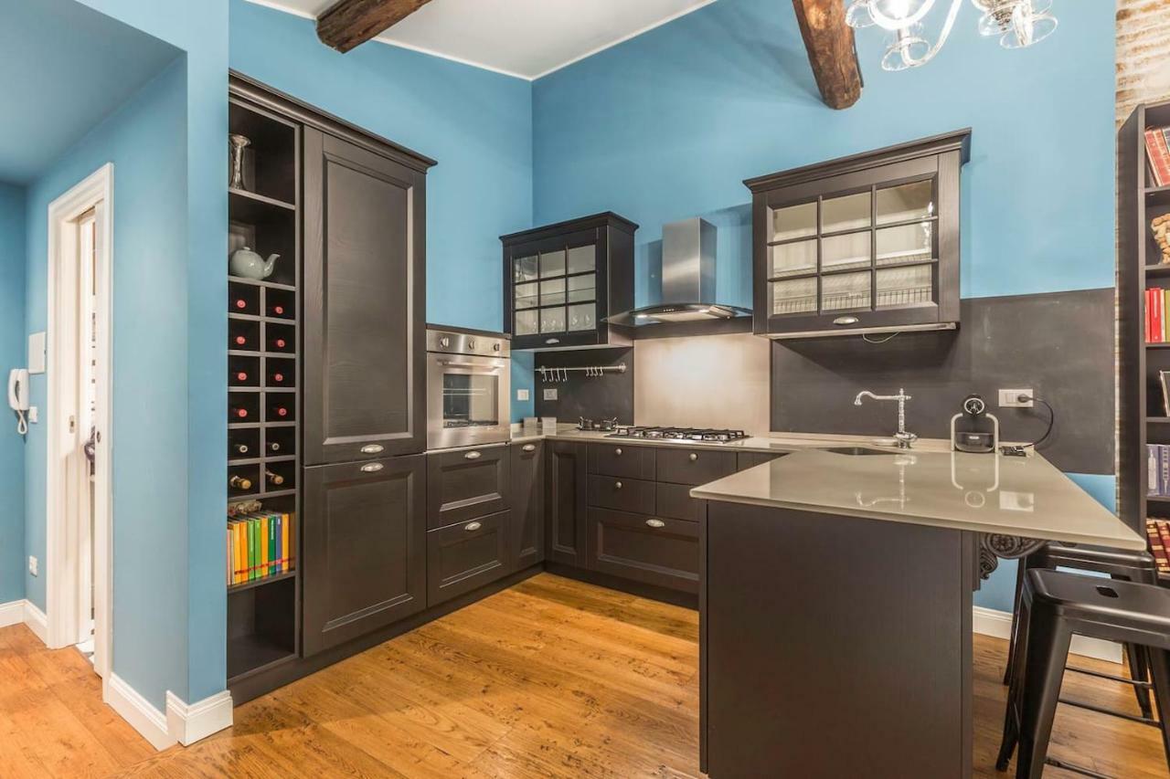 Delightful Carbonesi || The Place Bo Appartement